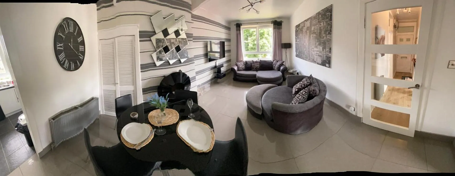 Modern Quiet City Center Airport 2 Bedroom Apartment Edinburgh