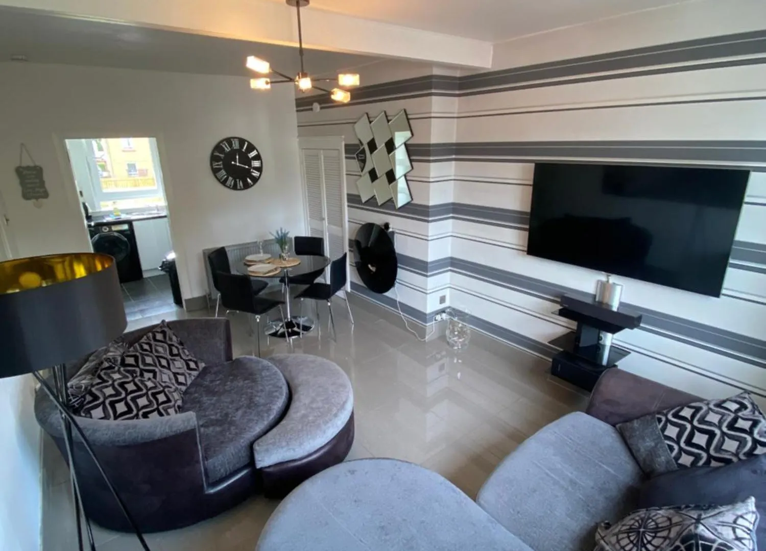 Modern Quiet City Center Airport 2 Bedroom Apartment Edinburgh