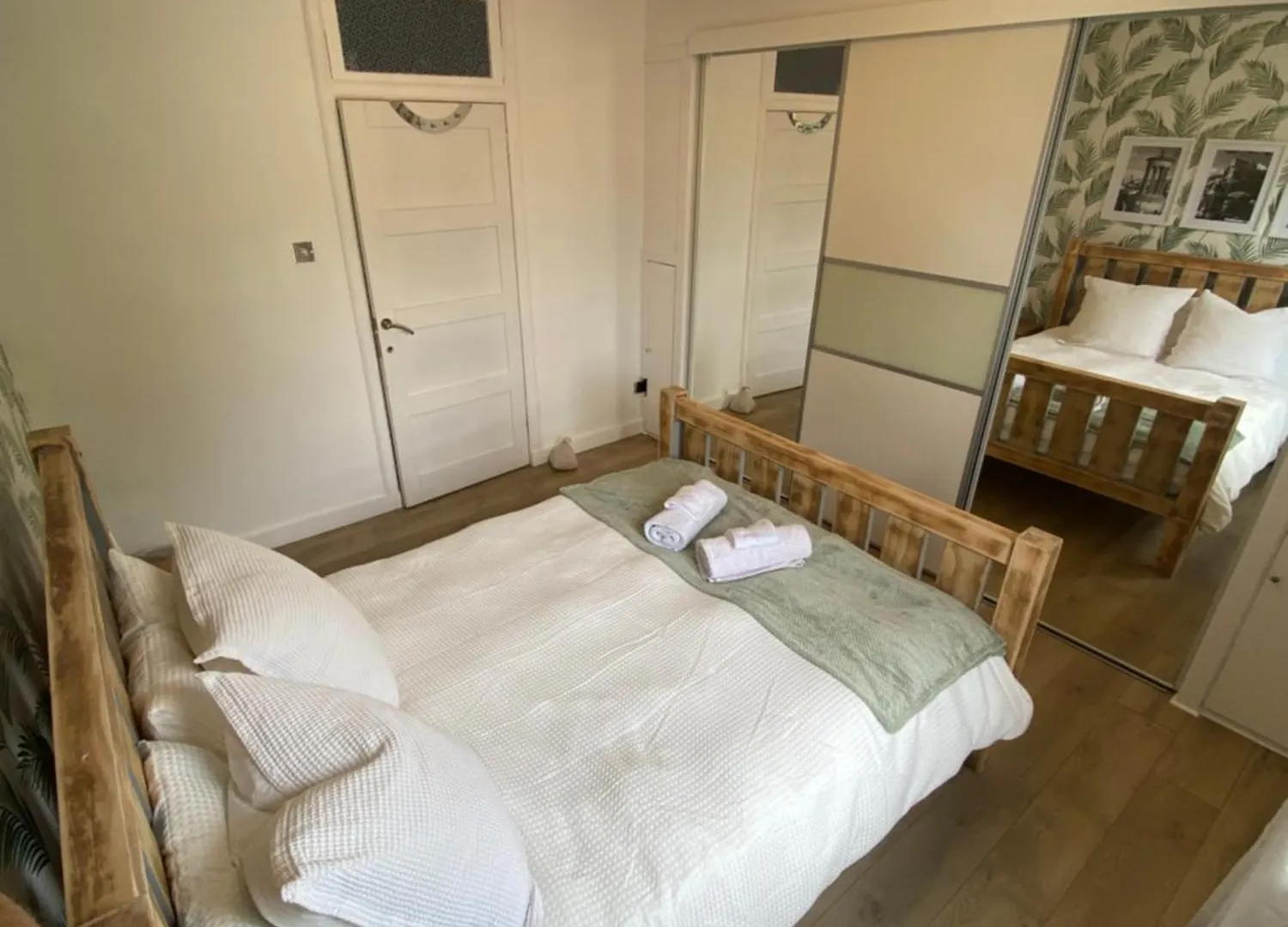 Modern Quiet City Center Airport 2 Bedroom Apartment Edinburgh